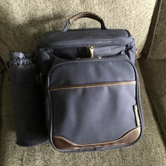 New Picnic at Ascot Navy All In One Picnic Backpack Cooler Wine Bottle Holder